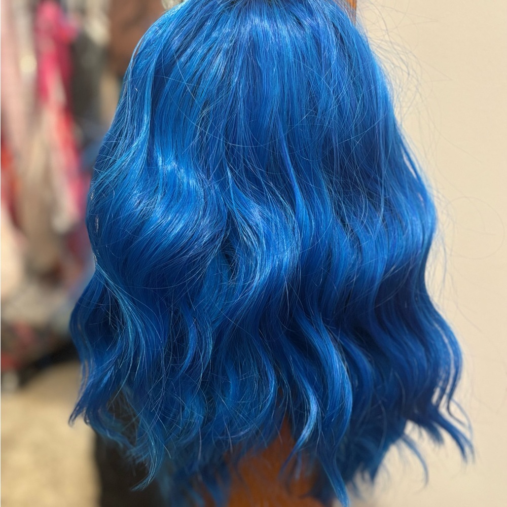 Vibrant Blue Women's Synthetic Wig